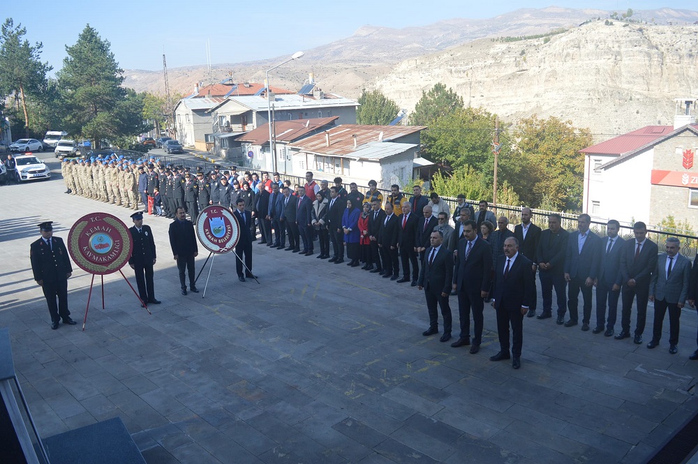 29 Ekim Cumhuriyet Bayramı Çelenk Sunma Töreni Gerçekleştirildi.