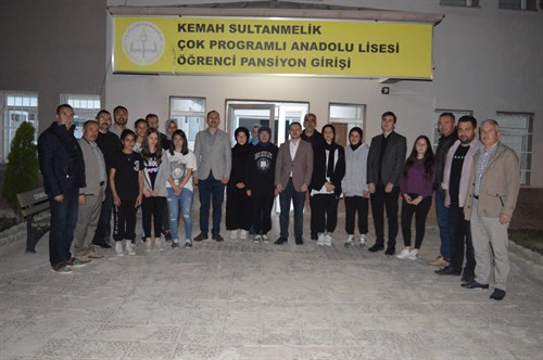Sayın Kaymakamımız Pekpak, Sultanmelik Çok Programlı Anadolu Lisesi iftar Programına Katıldı