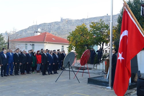 İlçemizde 10 Kasım Atatürk'ü Anma Programı Düzenlendi